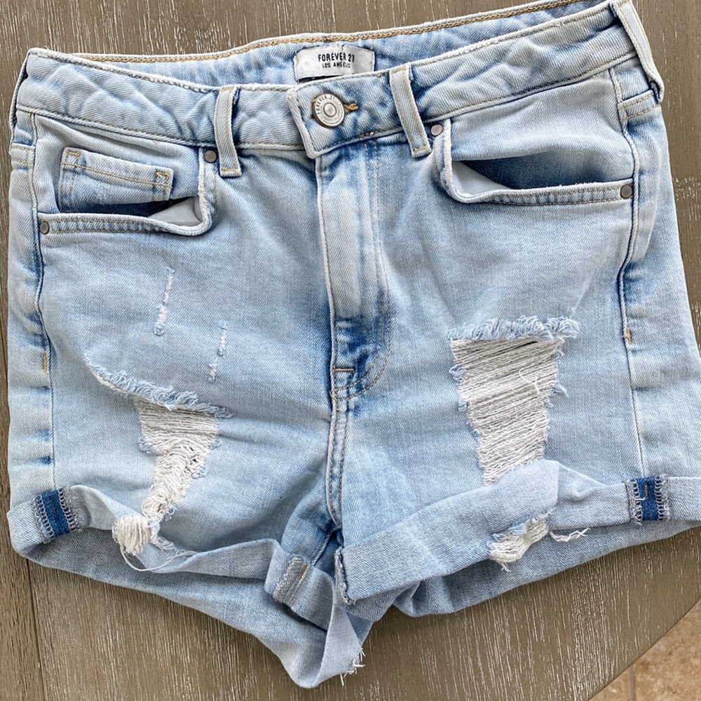 Forever 21 Jean shorts. Size 24